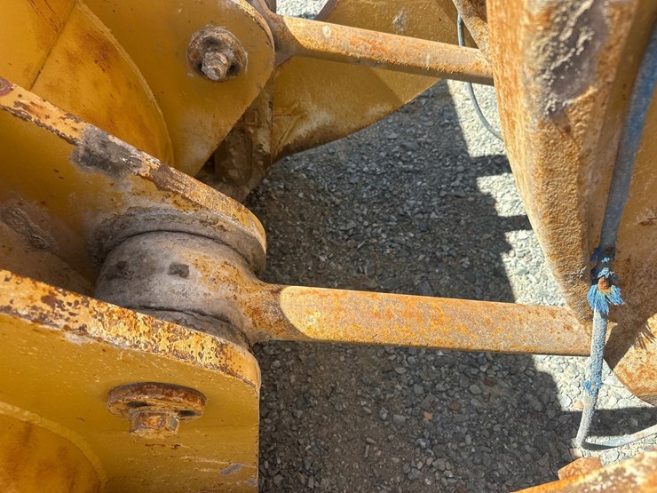 caterpillar-988f-image-16