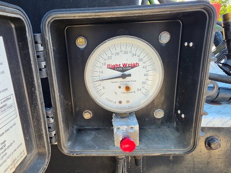 1992-peterbilt-379-image-103