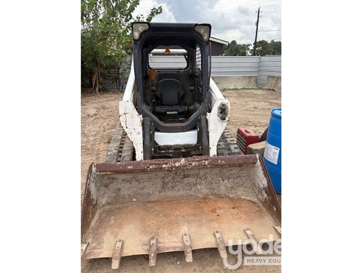 2016-bobcat-t590-image-4