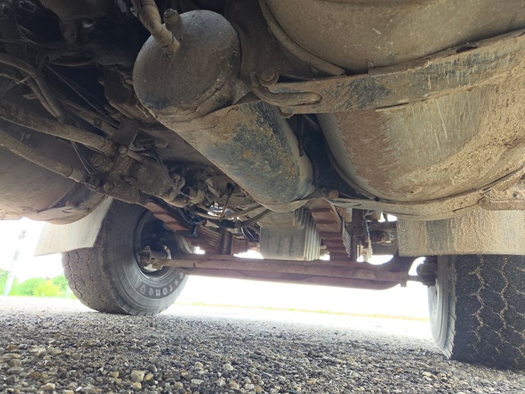 #3224-•-2006-sterling-st-9500-quad-axle-dump-truck-image-37