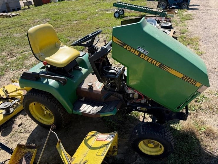 john-deere-265-image-1
