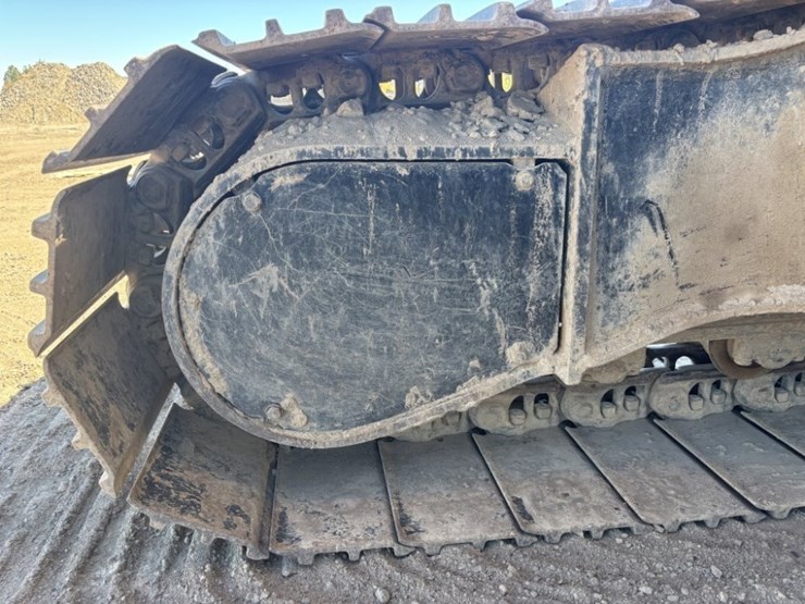 komatsu-pc228us-lc-3e0-image-19