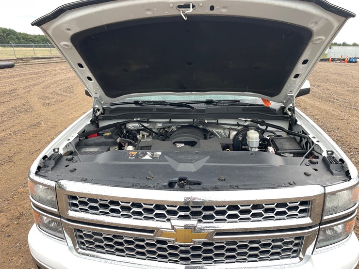 2015-chevrolet-1500-image-30