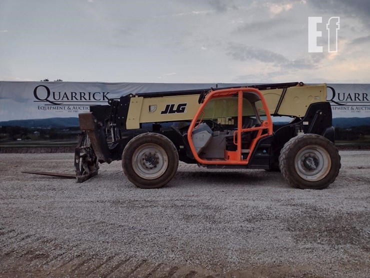 2017-jlg-1055-image-1