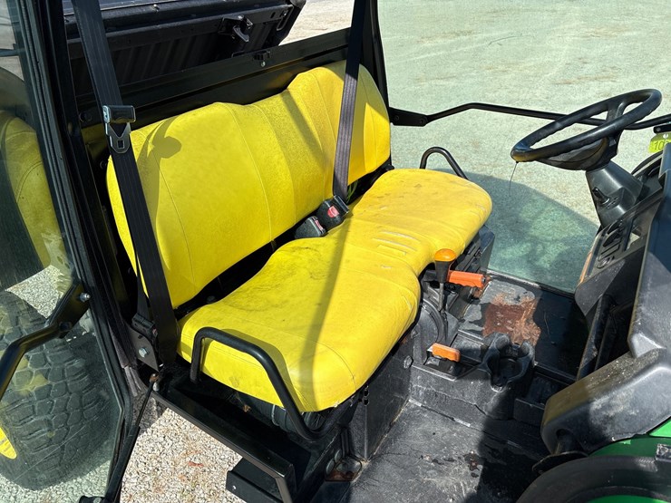 #1038-•-2015-john-deere-855d-utility-vehicle-200172-image-12