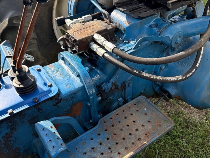 ford-4610-image-11