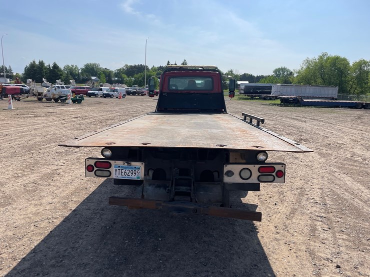 #1486-•-2005-international-flatbed-truck-(has-mn-title)-image-4