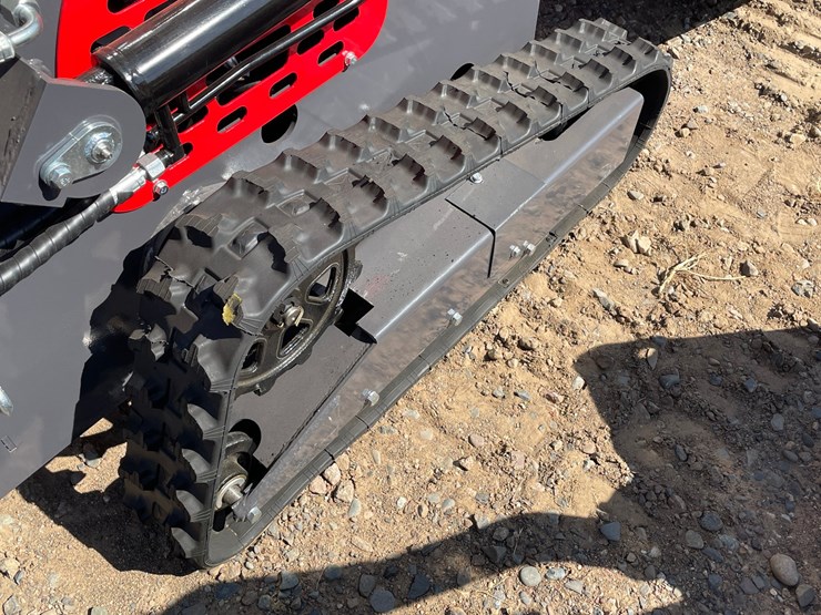 #5502-•-2026-agt-skid-steer-loader-image-7