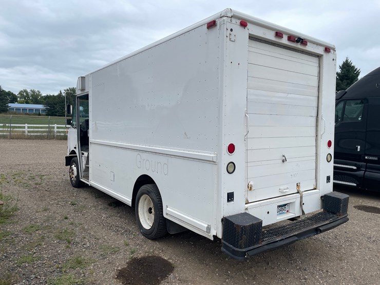 #1467-•-2000-freightliner-box-truck-(has-mn-title)-image-3
