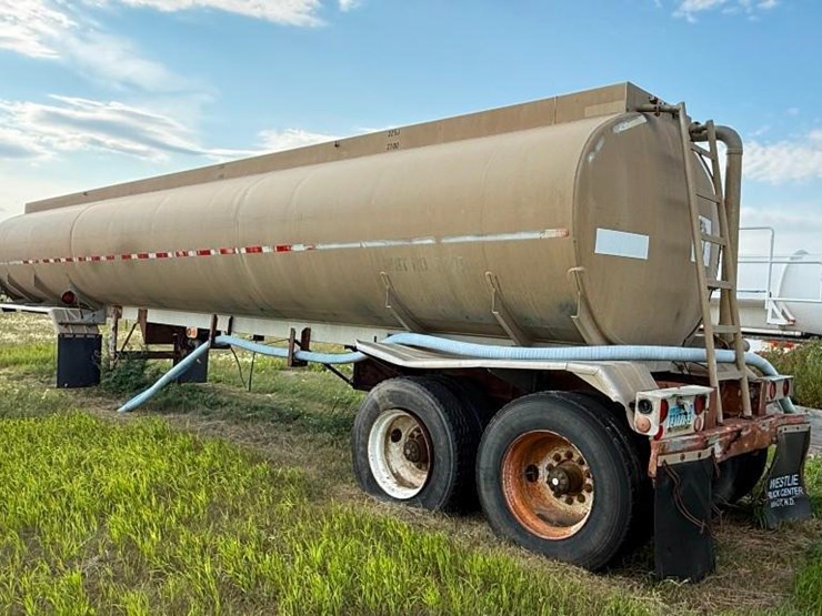 fruehauf-tanker-image-4