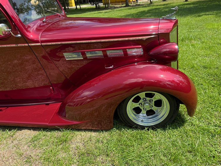 1937-custom-built-image-10