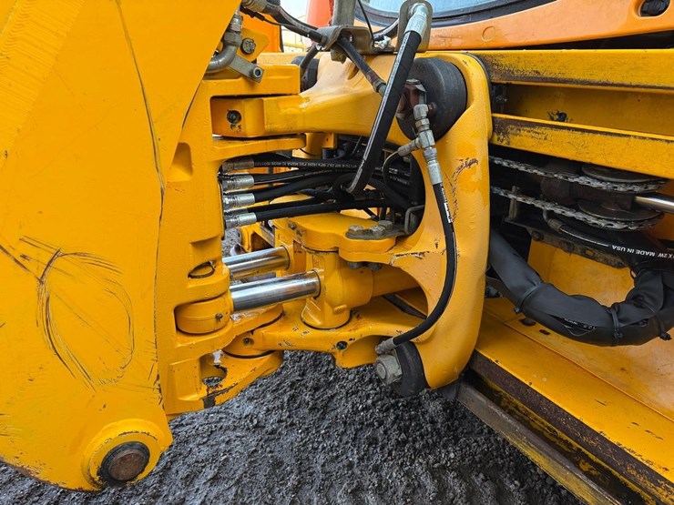 jcb-214-image-14