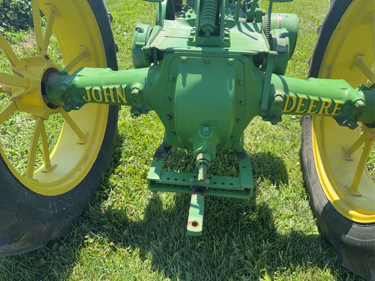 john-deere-b-image-33