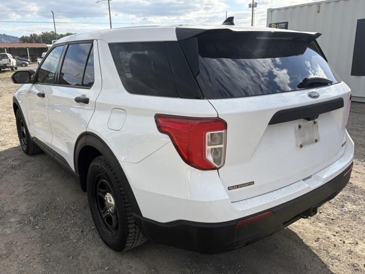 2020-ford-explorer-image-6