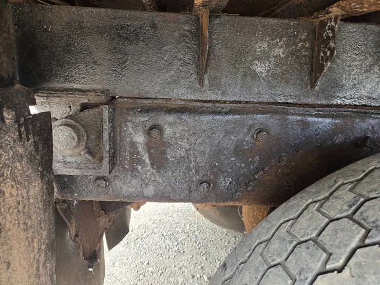 #1803-•-1987-international-tandem-axle-dump-truck-image-26