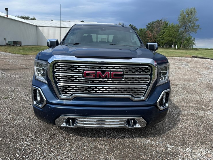 2019-gmc-1500-image-4