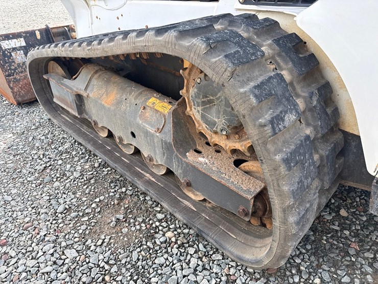 2019-bobcat-t595-image-50