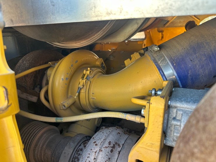 deere-1050k-image-46