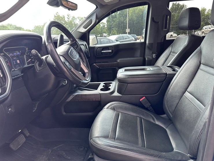 2019-gmc-1500-image-15