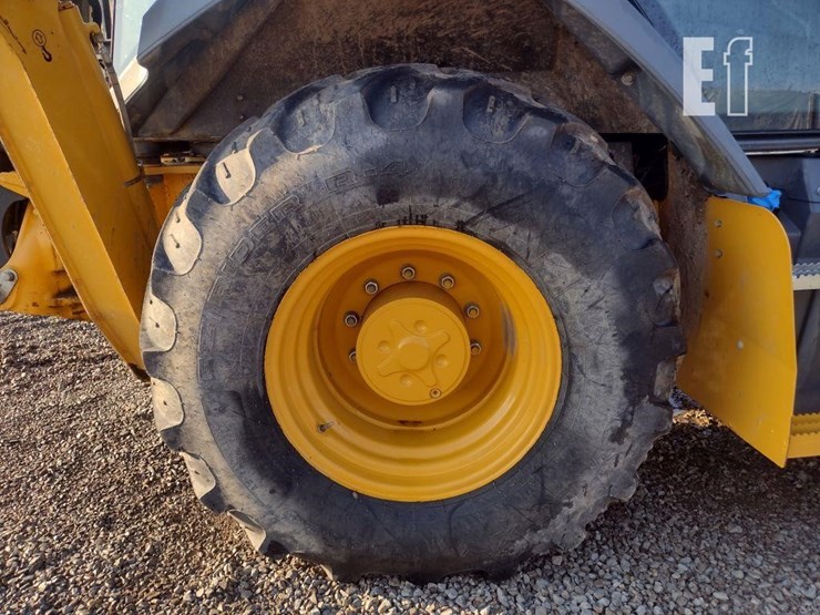 2021-deere-310sl-image-24