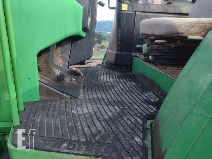 john-deere-6210-image-12
