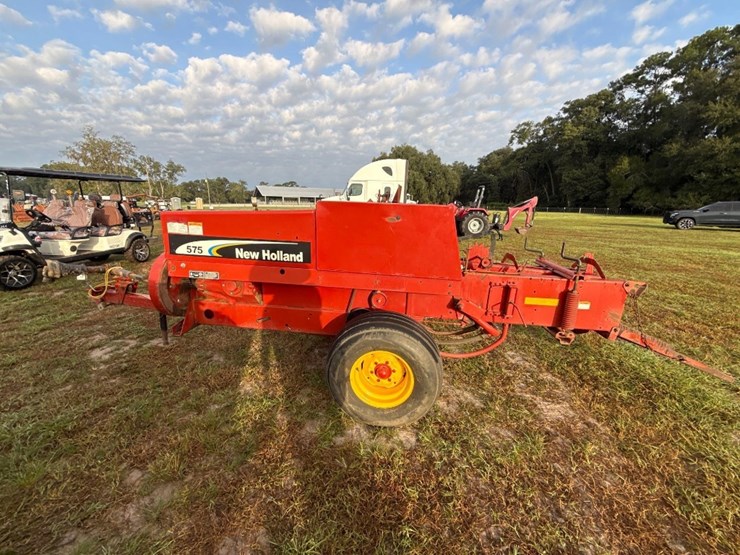 new-holland-575-image-7