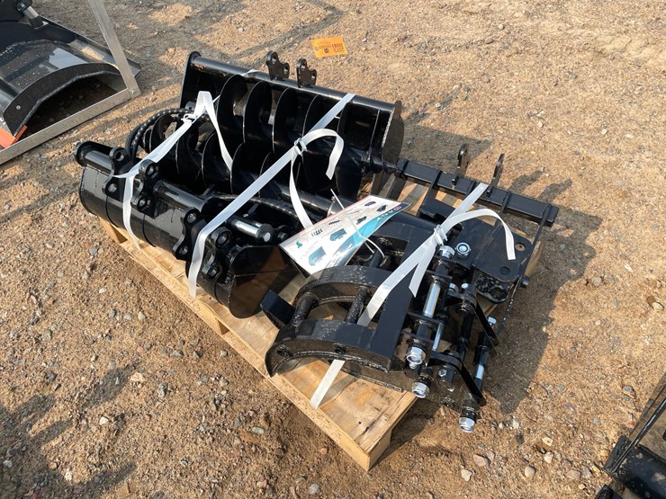 #2073-•-2026-agt-mini-excavator-attachment-image-2