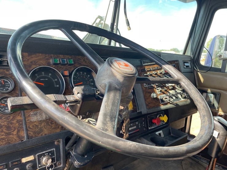 #1488-•-1994-kenworth-dump-truck-(has-mn-title)-image-36