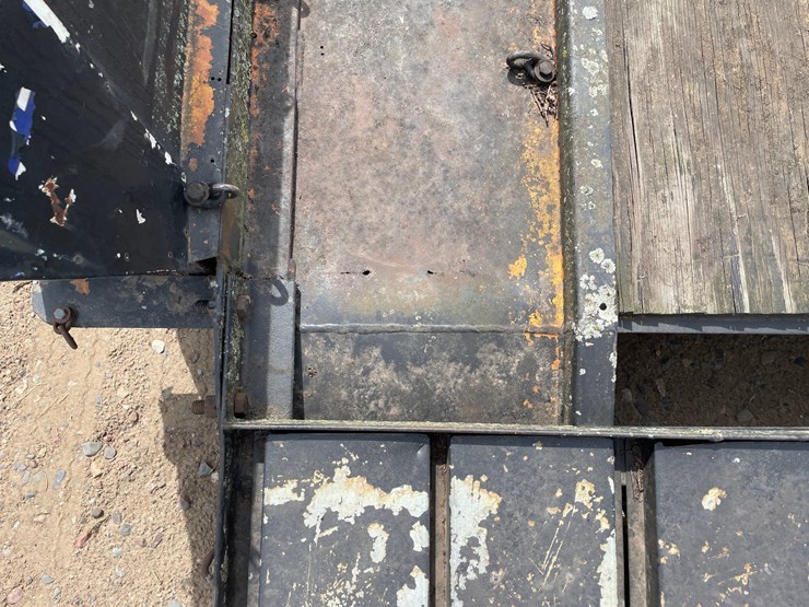 #1311-•-flatbed-trailer-(no-title-parts-only-trailer)-image-24