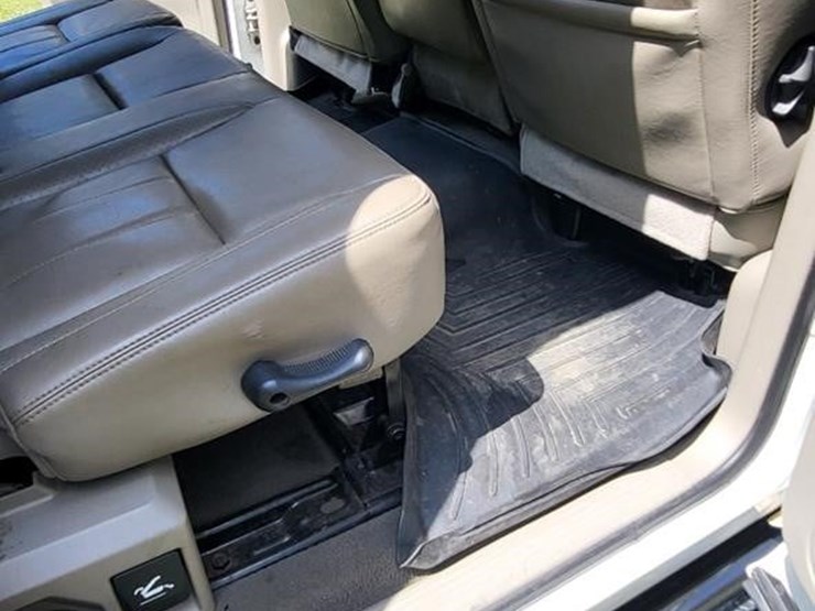 2008-dodge-2500-image-12