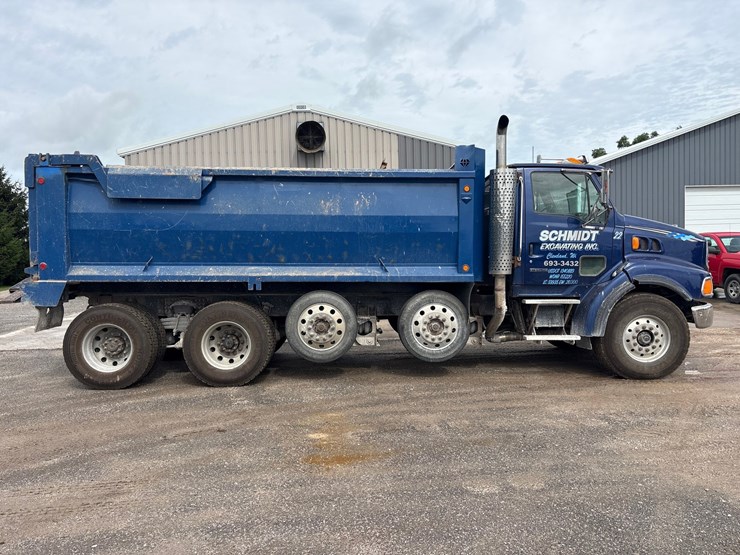 2002-sterling-l9500-image-6