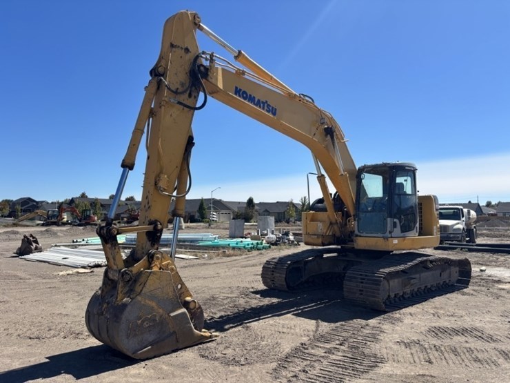 komatsu-pc228us-lc-3e0-image-1
