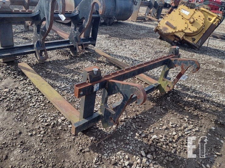 cat-euro-coupler-forks-image-3