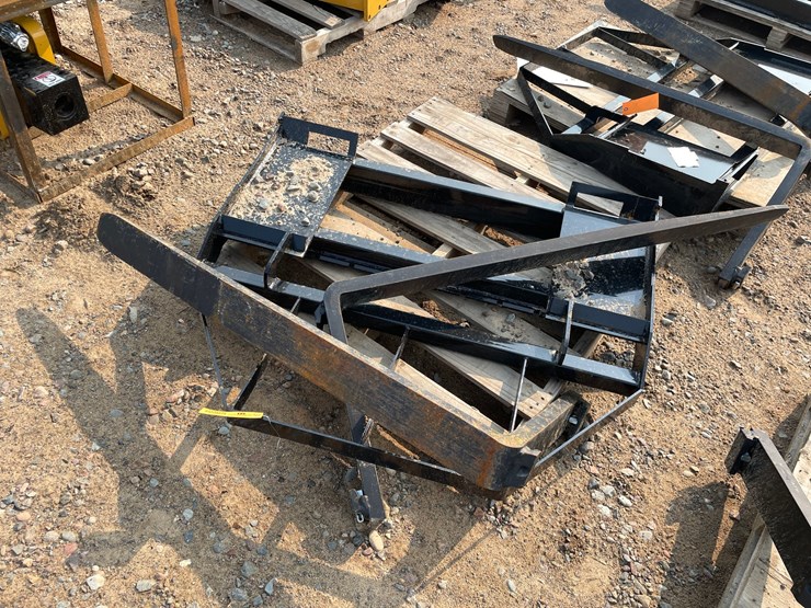 #2065-•-2026-mower-king-skid-steer-forks-image-1