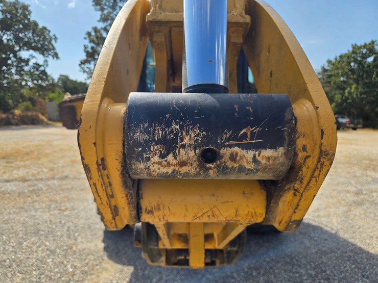 caterpillar-420e-image-76