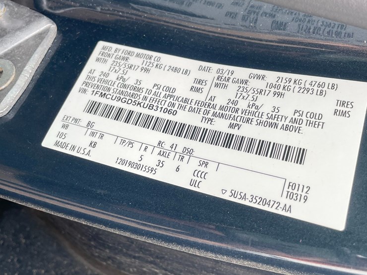 2019-ford-escape-image-28