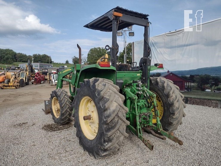 john-deere-6210-image-31