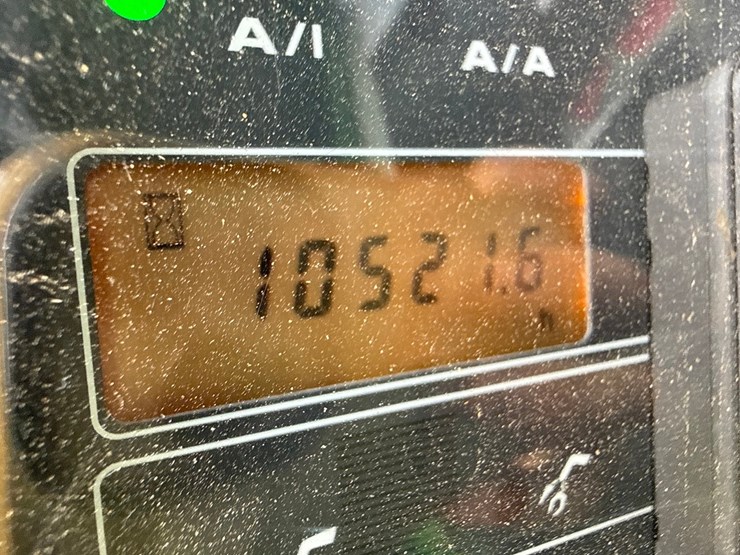 deere-2154d-image-77