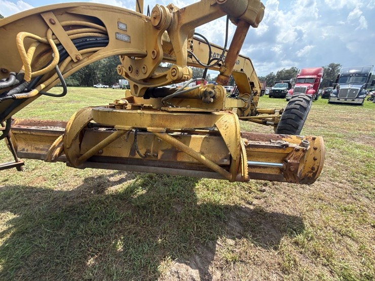 caterpillar-120g-image-15