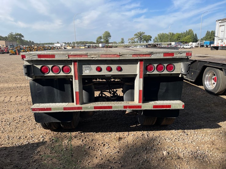 #1324-•-flatbed-semi-trailer-**parts-only**-(no-title)-image-17