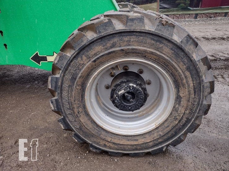 2019-jlg-460sj-image-24