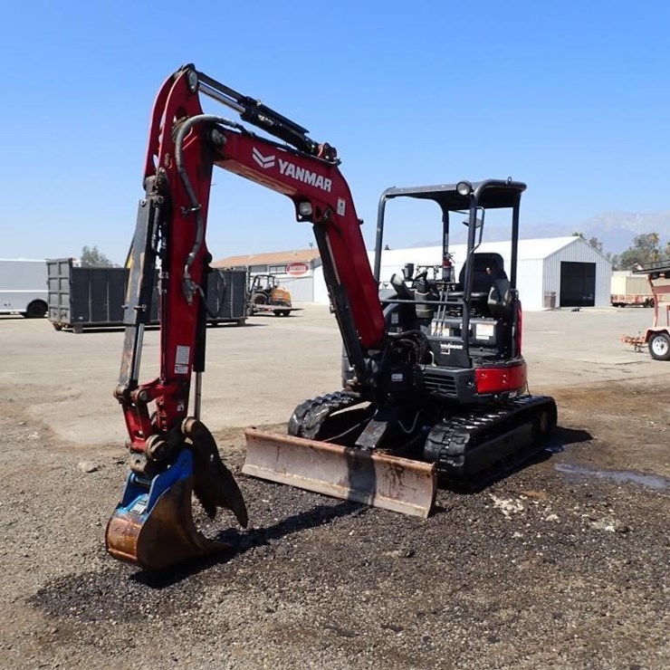 2021 YANMAR SV40