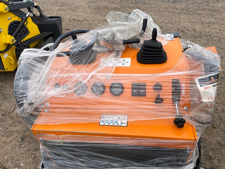 #5511-•-2026-unused-land-honor-mini-skid-steer-loader-image-6