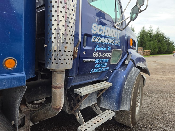 2002-sterling-l9500-image-15