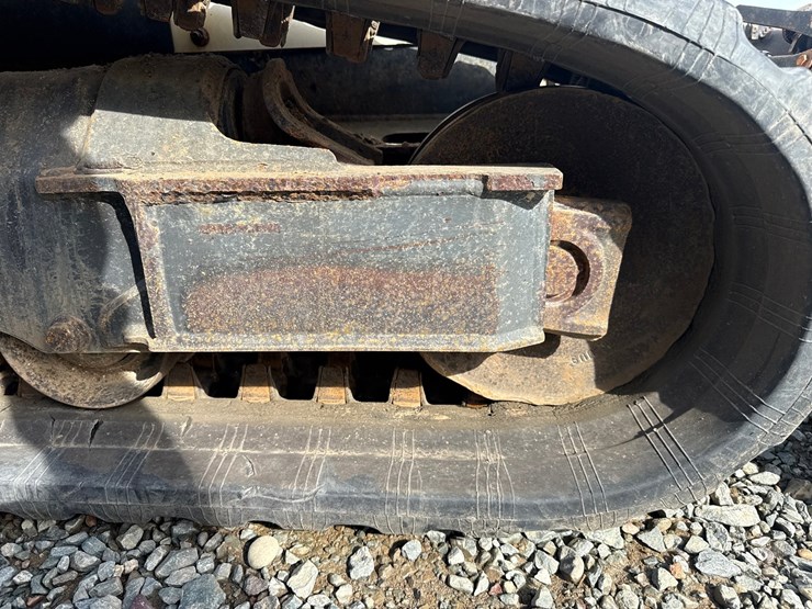 2019-bobcat-t595-image-59