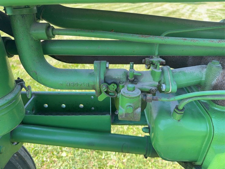 john-deere-b-image-21