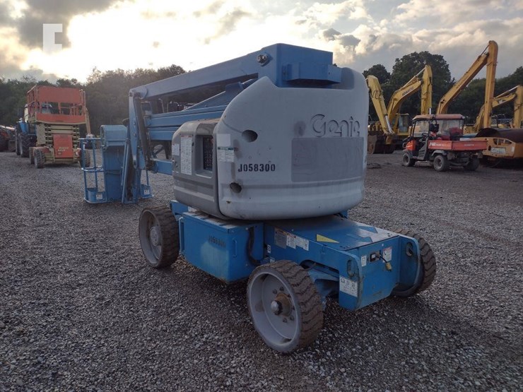 2013-genie-z40/23n-rj-image-26