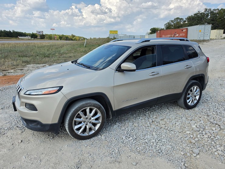 2015-jeep-cherokee-image-2