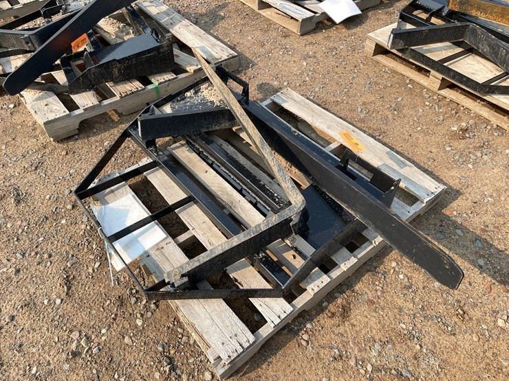 #2068-•-2026-mower-king-skid-steer-forks-image-1