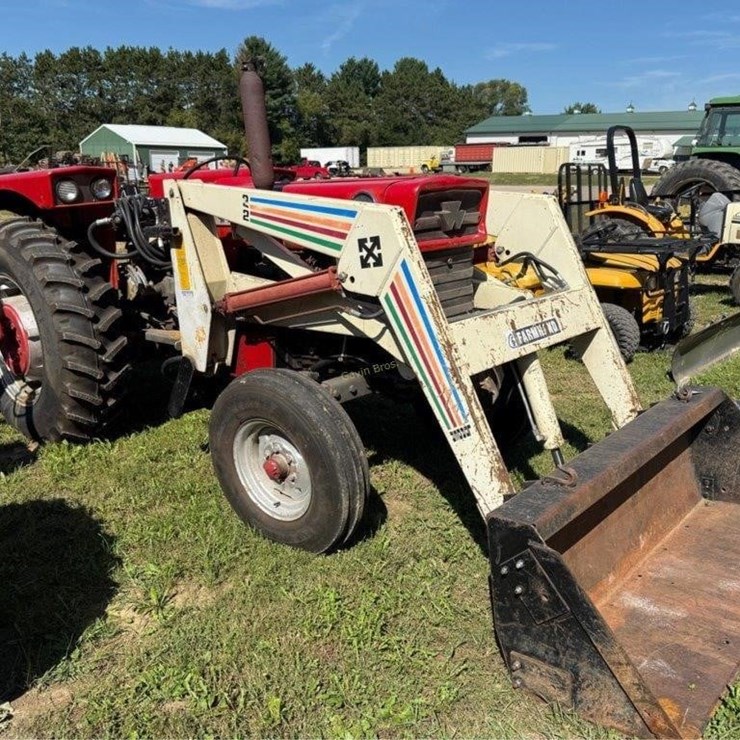 MASSEY-FERGUSON 165